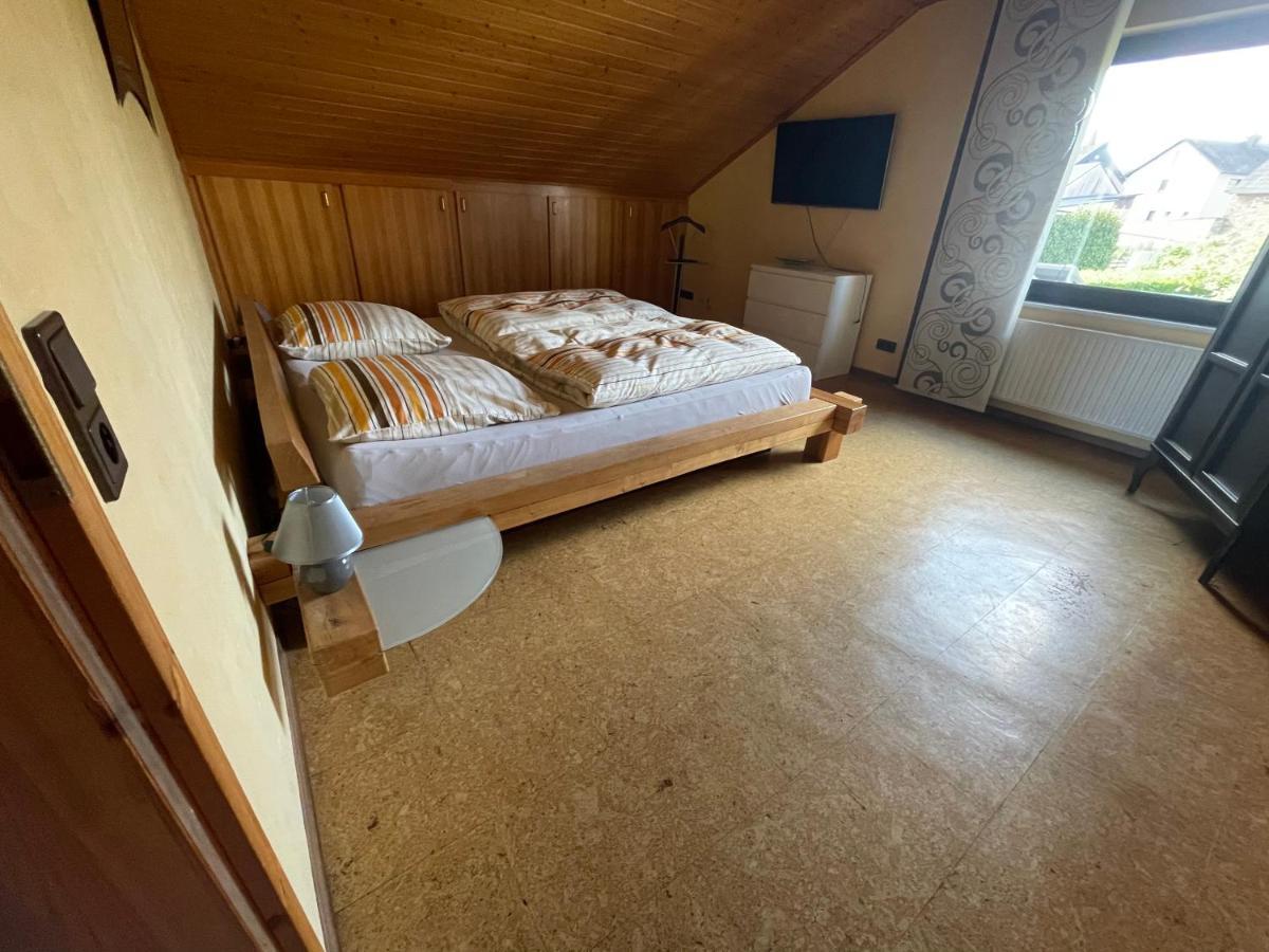 Ferienwohnung Zum Nuerburgring Munk 外观 照片