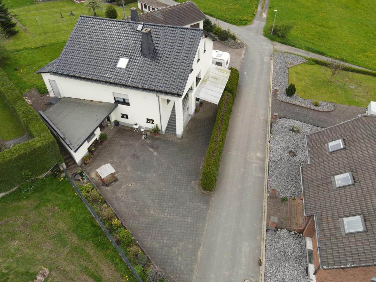 Ferienwohnung Zum Nuerburgring Munk 外观 照片